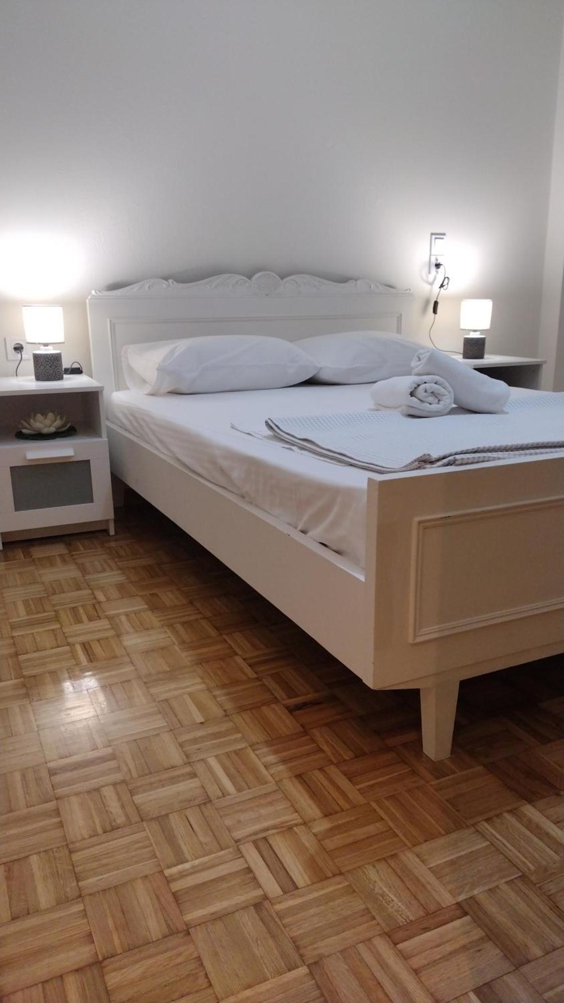City Center Apartment Ioannina Buitenkant foto